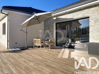 Townhouse in Serres-Castet (64121)