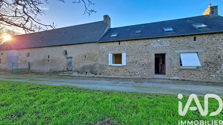 Maison 5 pièces 102 m² · à Saint-Jean-la-Poterie · 101,5 m² · 180 000 €