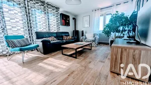 Maison à Saint-Martin-sur-le-Pré (51520)