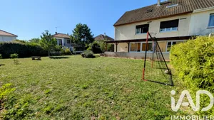 Maison à Saint-Martin-sur-le-Pré (51520)