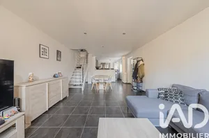 Maison à Isles-lès-Villenoy (77450)