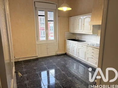 Apartment in Laon (02000)