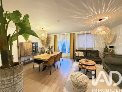Apartment in Ablon-sur-Seine (94480)