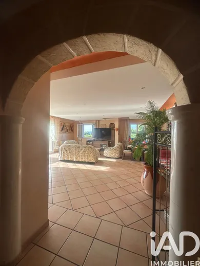 Maison traditionnelle à Prissé (71960)