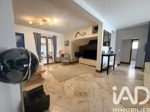 Maison d'architecte à Jaunay-Marigny (86130)