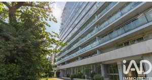 Apartment in Asnières-sur-Seine (92600)