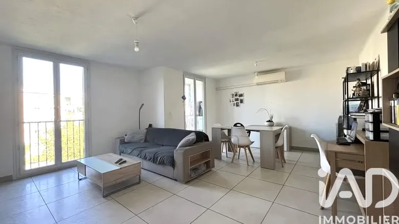 Appartement 3 pièces 65 m² · à Marseille · 64,6 m² · 170 000 €