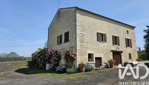 Maison à Aunac (16460)