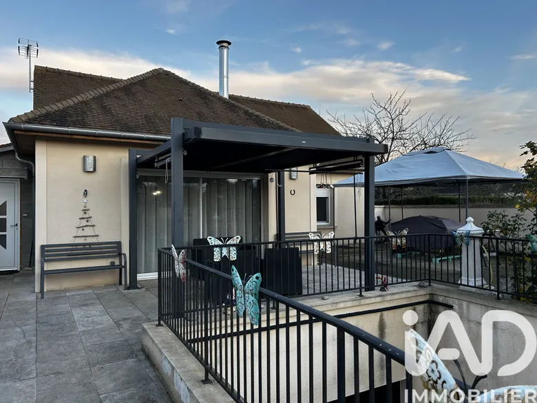 Maison 5 pièces 125 m² · à Bois-le-Roi · 125 m² · 266 000 €