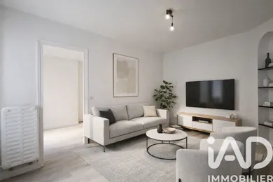 Apartment in Paris (75012)