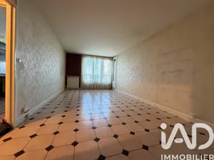 Apartment in Chilly-Mazarin (91380)