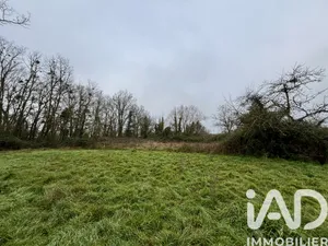 Terrain à bâtir à Beaulon (03230)