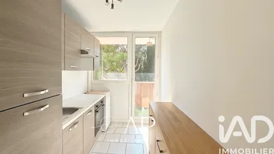 Apartment in Toulon (83000)