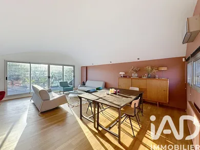 Architectural house in Colombes (92700)