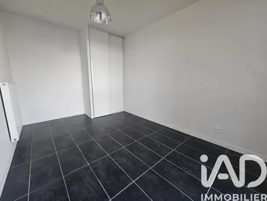 Apartment in Cenon (33150)