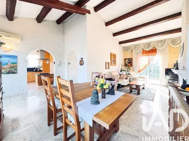 Maison à Fréjus (83600)