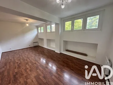 Apartment in Melun (77000)