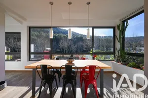 Appartement à Carnoux-en-Provence (13470)