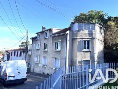 Maison à Villeneuve-le-Roi (94290)