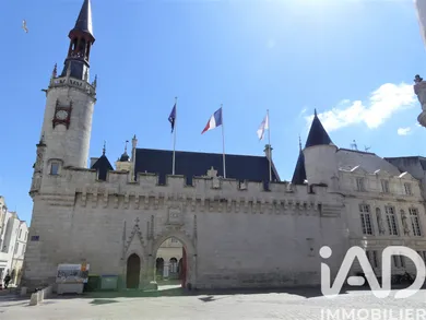 Apartment in La Rochelle (17000)