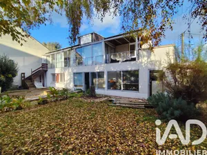 Maison à Saint-Jean-de-la-Ruelle (45140)