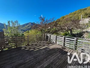 Village house in Aizac (07530)