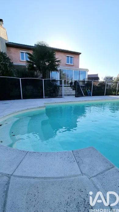 House in La Grand-Croix (42320)