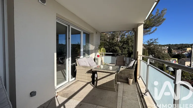 Appartement 3 pièces 66 m² · à Marseille · 66,2 m² · 240 000 €