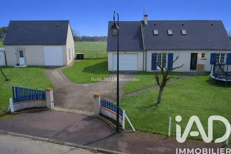 Maison 6 pièces 150 m² · à Moulins-en-Bessin · 150 m² · 335 000 €