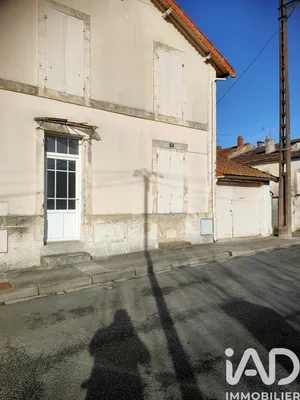 Maison de ville à Saint-Jean-d'Angély (17400)