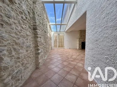 Maison de village à Lussan (30580)