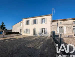 Maison à Montils (17800)