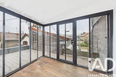 Maison d'architecte à Saint-Maur-des-Fossés (94100)