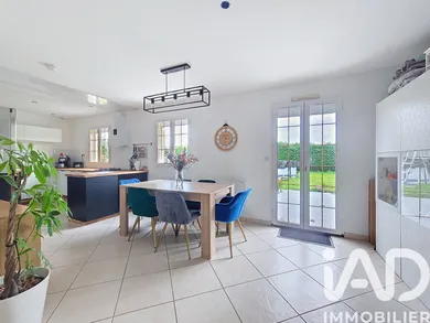 Maison à Vieux-Champagne (77370)