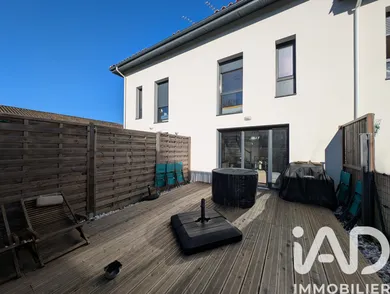 House in Artigues-près-Bordeaux (33370)