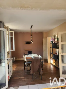 Townhouse in Villenauxe-la-Grande (10370)