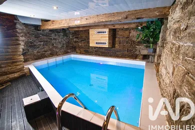 Building in Lannion (22300)