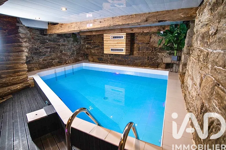 Immeuble 500 m² · à Lannion · 500 m² · 700 000 €