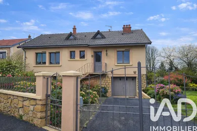 Maison à vivier au court (08440)