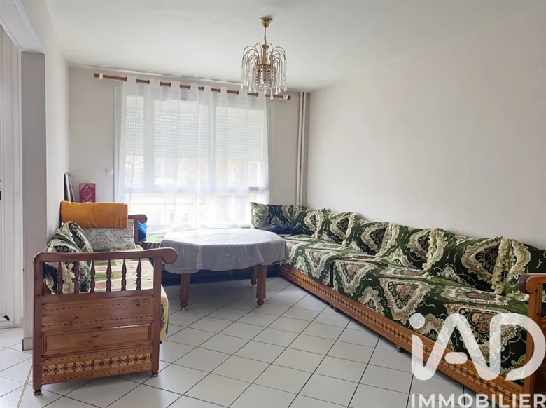 Appartement 4 pièces 90 m² · à Valence · 90 m² · 80 000 €