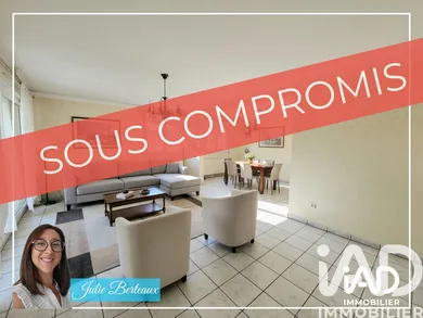 Apartment in Saint-Genest-Lerpt (42530)