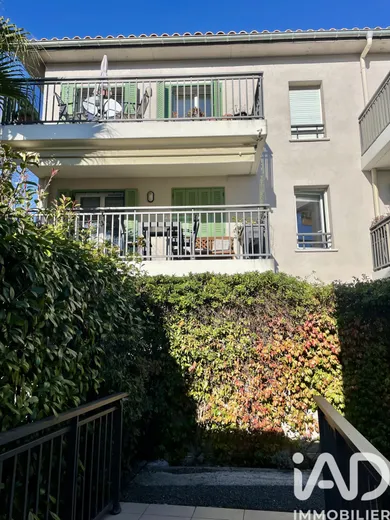 Apartment in La Colle-sur-Loup (06480)