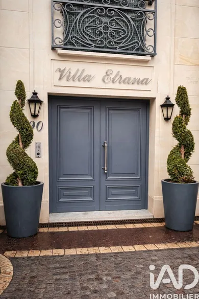 Apartment in Le Plessis-Robinson (92350)