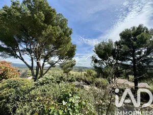 Maison traditionnelle à Lauris (84360)