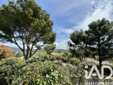 Maison traditionnelle à Lauris (84360)