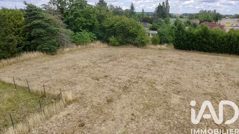 Terrain à bâtir à La Chapelle-sur-Aveyron (45230) · 17 000 €