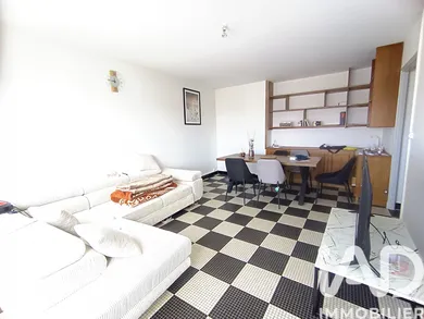 Apartment in Hénin-Beaumont (62110)