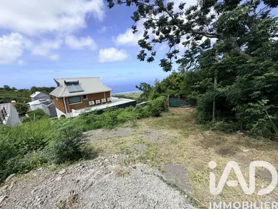 Building plot in Saint-Paul (97422)