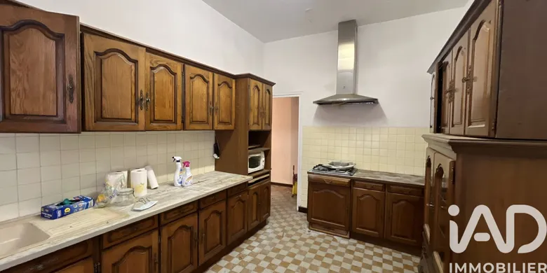 Maison 3 pièces 96 m² · à Bourg-Saint-Andéol · 96 m² · 69 000 €