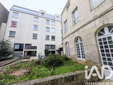Apartment in La Rochelle (17000)